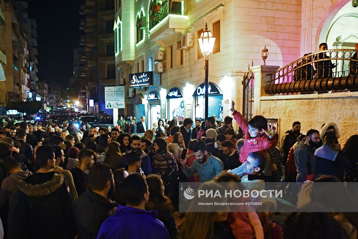 Празднование католического Рождества в Сирии