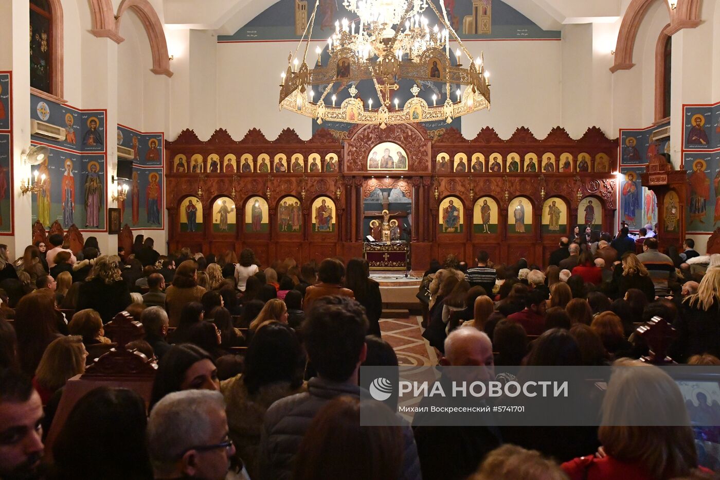 Празднование католического Рождества в Сирии