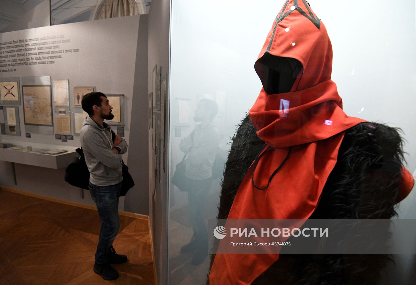 Выставка "И пошел брат на брата: Гражданская война в России. 1918-1922"