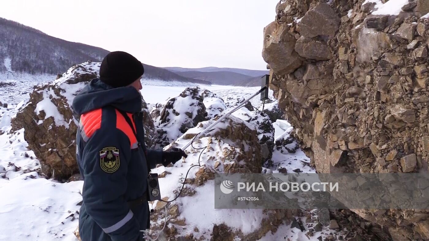 Последствия обрушения сопки в Хабаровском крае