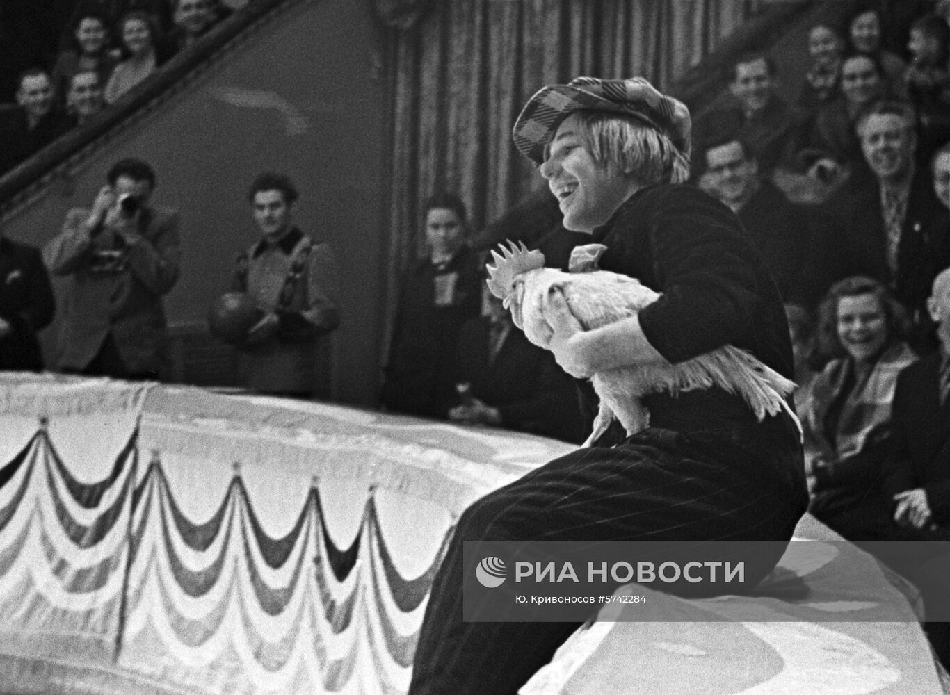 Артист цирка О. Попов