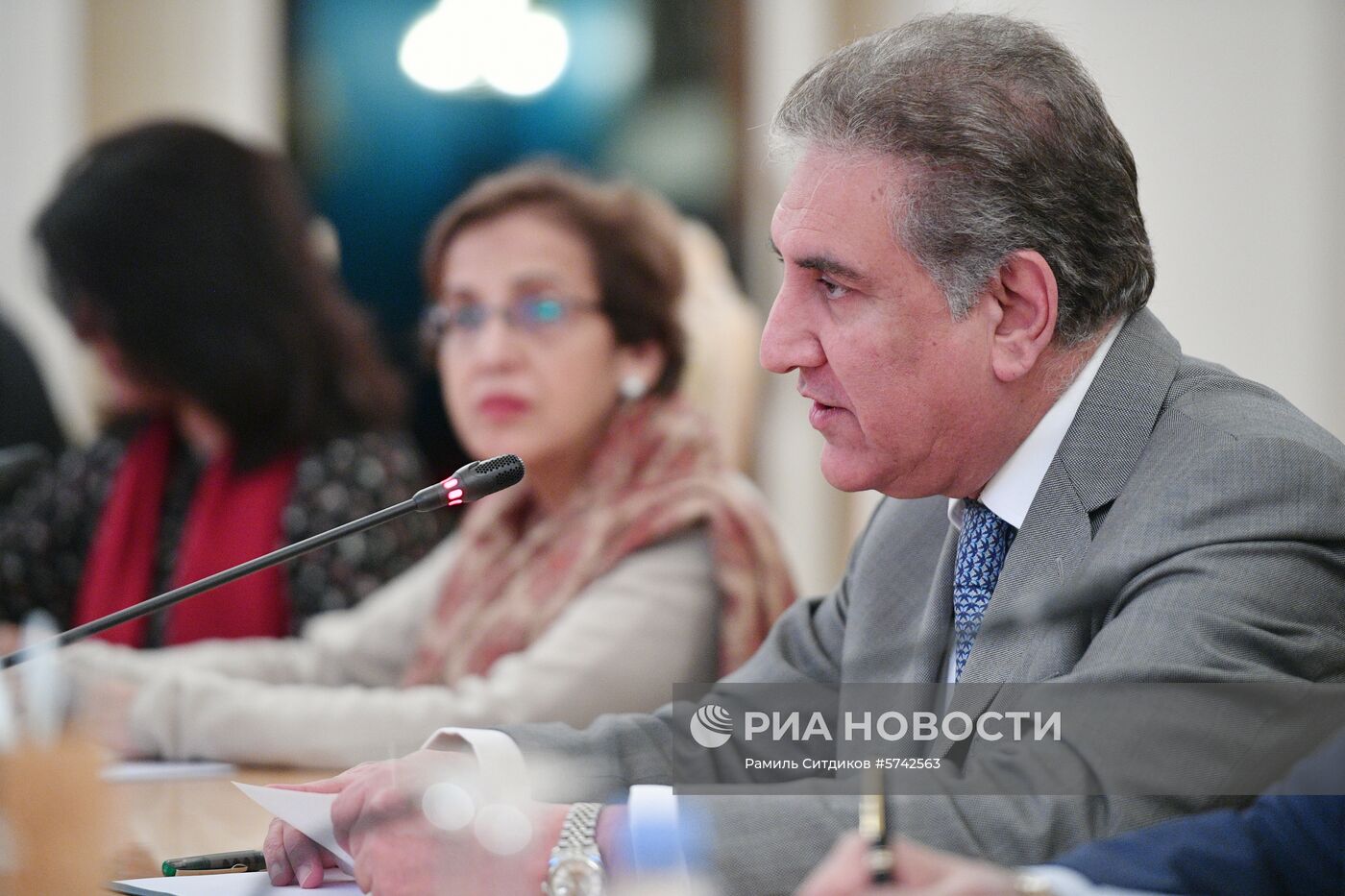 Встреча глав МИД РФ и Пакистана С. Лаврова и Ш. Куреши