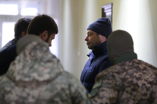 Заседание суда по делу журналиста К. Вышинского в Херсоне