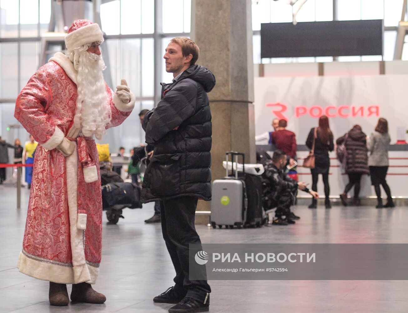 Акция "Узнай о своих долгах" в аэропорту Пулково