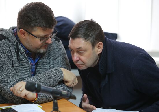 Заседание суда по делу журналиста К. Вышинского в Херсоне