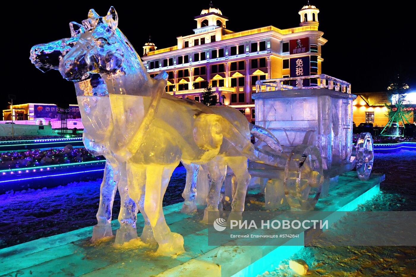Ледовый городок в Китае