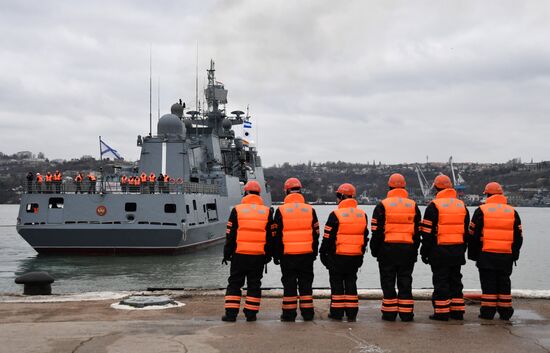 Возвращение фрегата "Адмирал Эссен" в Севастополь