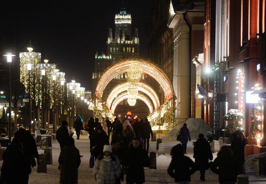Новогоднее украшение Москвы