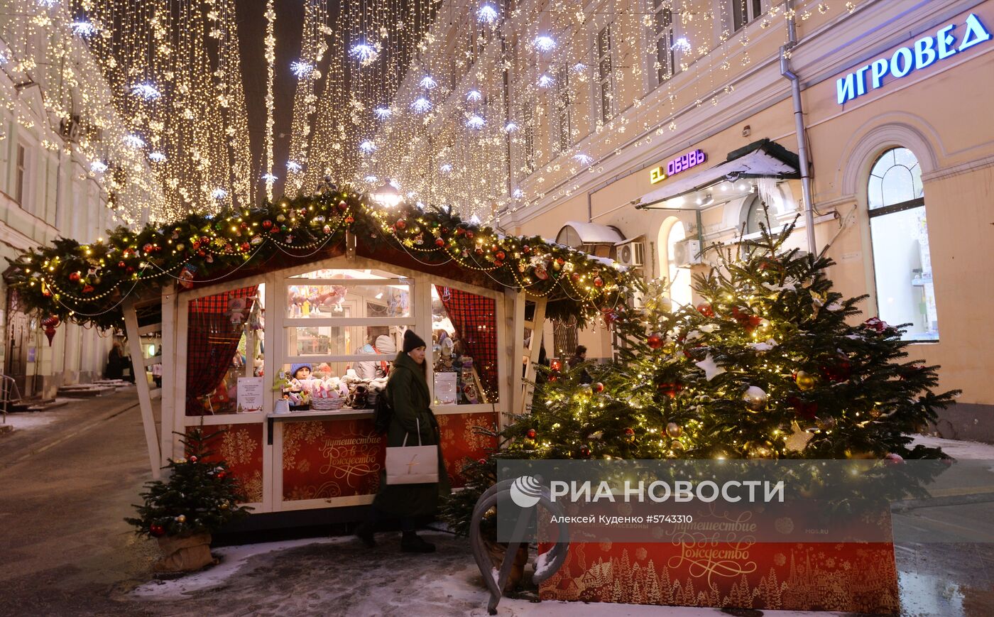 Новогоднее украшение Москвы