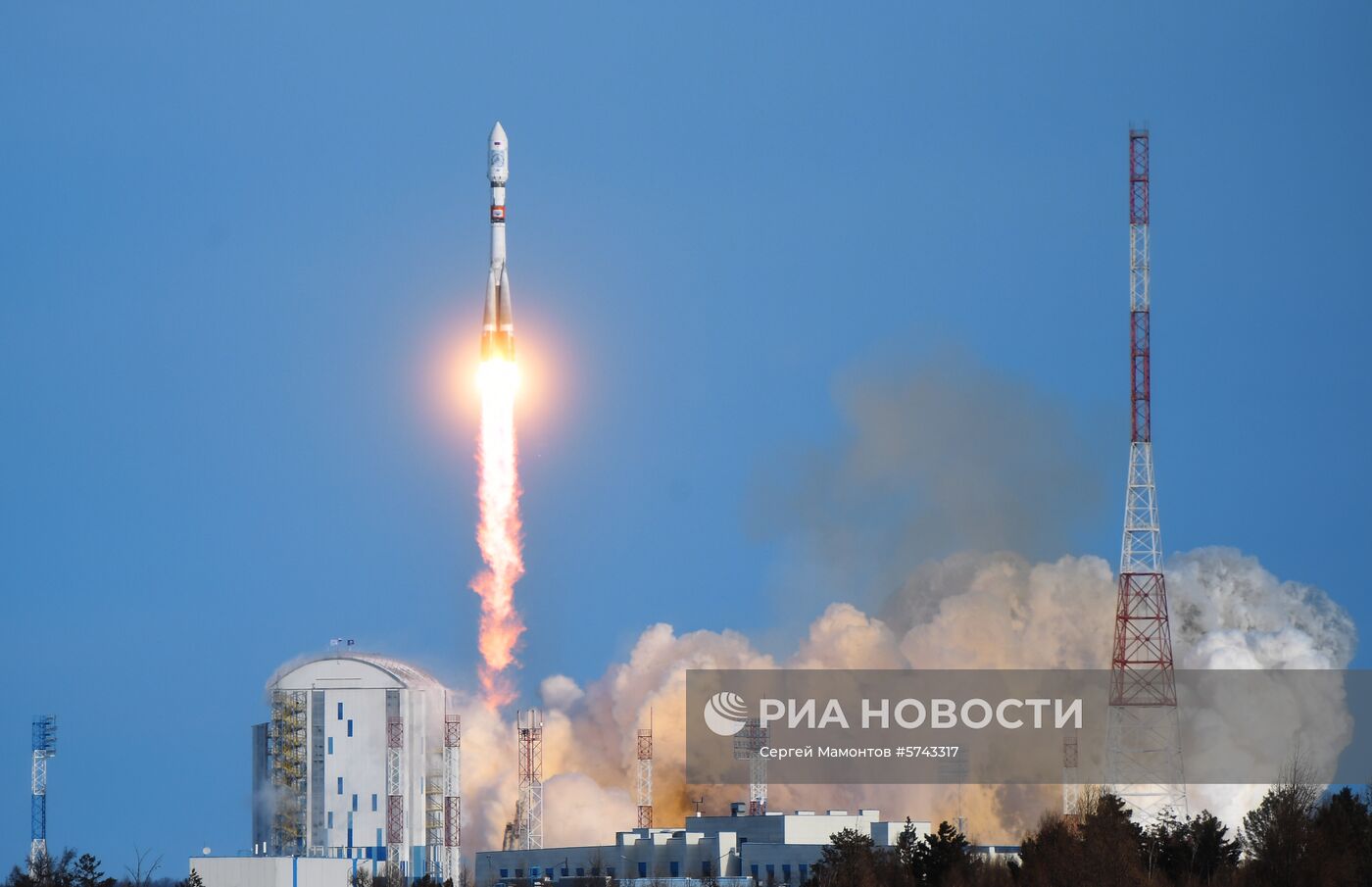 Пуск ракеты "Союз-2.1а" с космодрома "Восточный"
