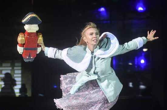 Новогоднее ледовое шоу Ильи Авербуха "Щелкунчик и мышиный король"