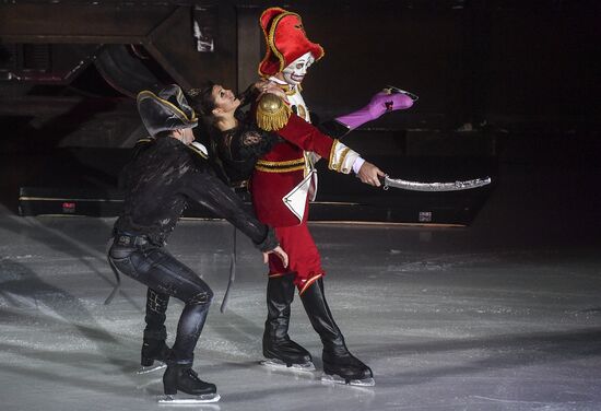 Новогоднее ледовое шоу Ильи Авербуха "Щелкунчик и мышиный король"