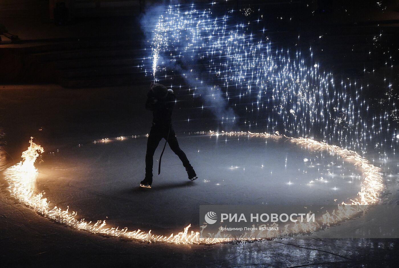 Новогоднее ледовое шоу Ильи Авербуха "Щелкунчик и мышиный король"