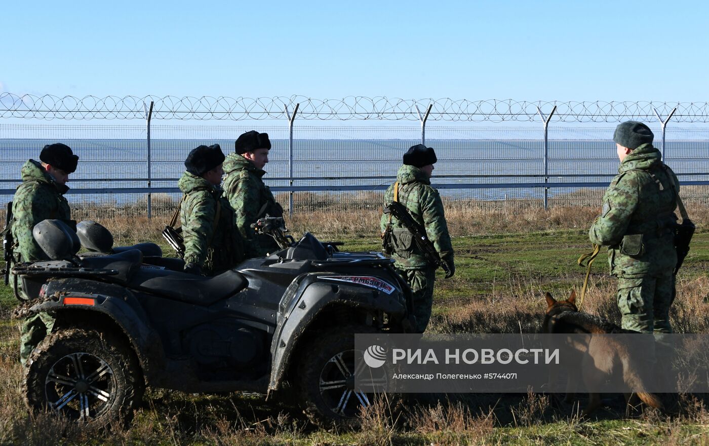 В Крыму построили заграждение на границе с Украиной