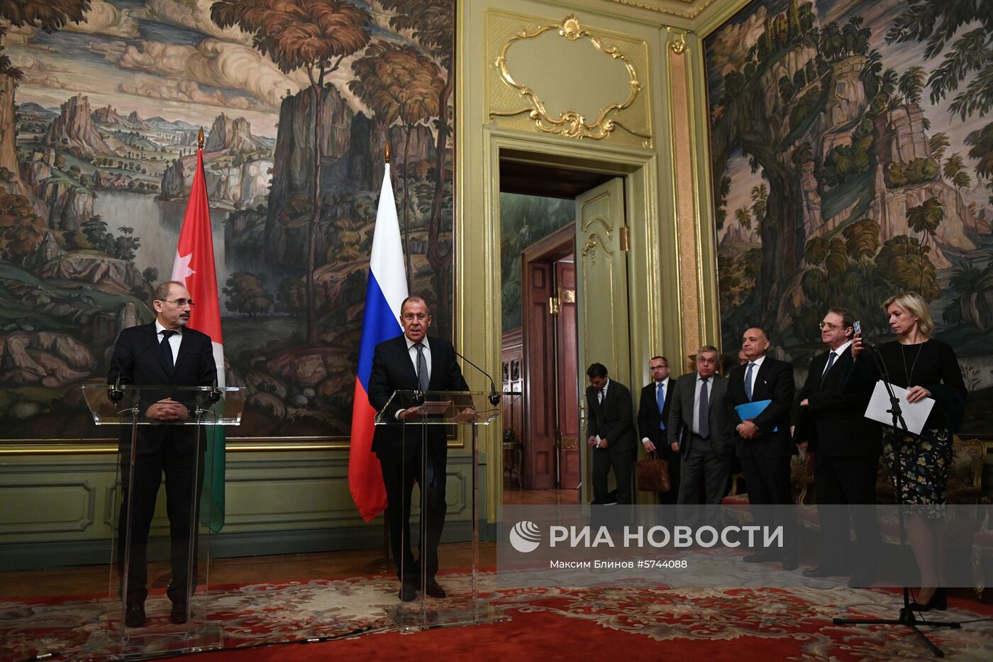 Встреча глав МИД РФ и Иордании С. Лаврова и А. Сафади