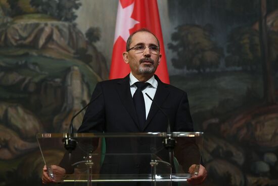 Встреча глав МИД РФ и Иордании С. Лаврова и А. Сафади