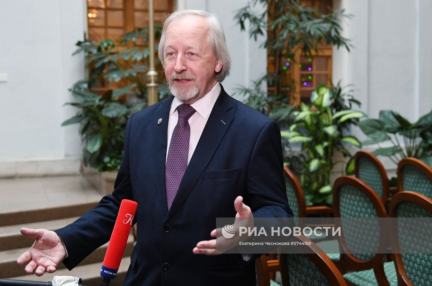 Награждение деятелей культуры и искусства госнаградами РФ