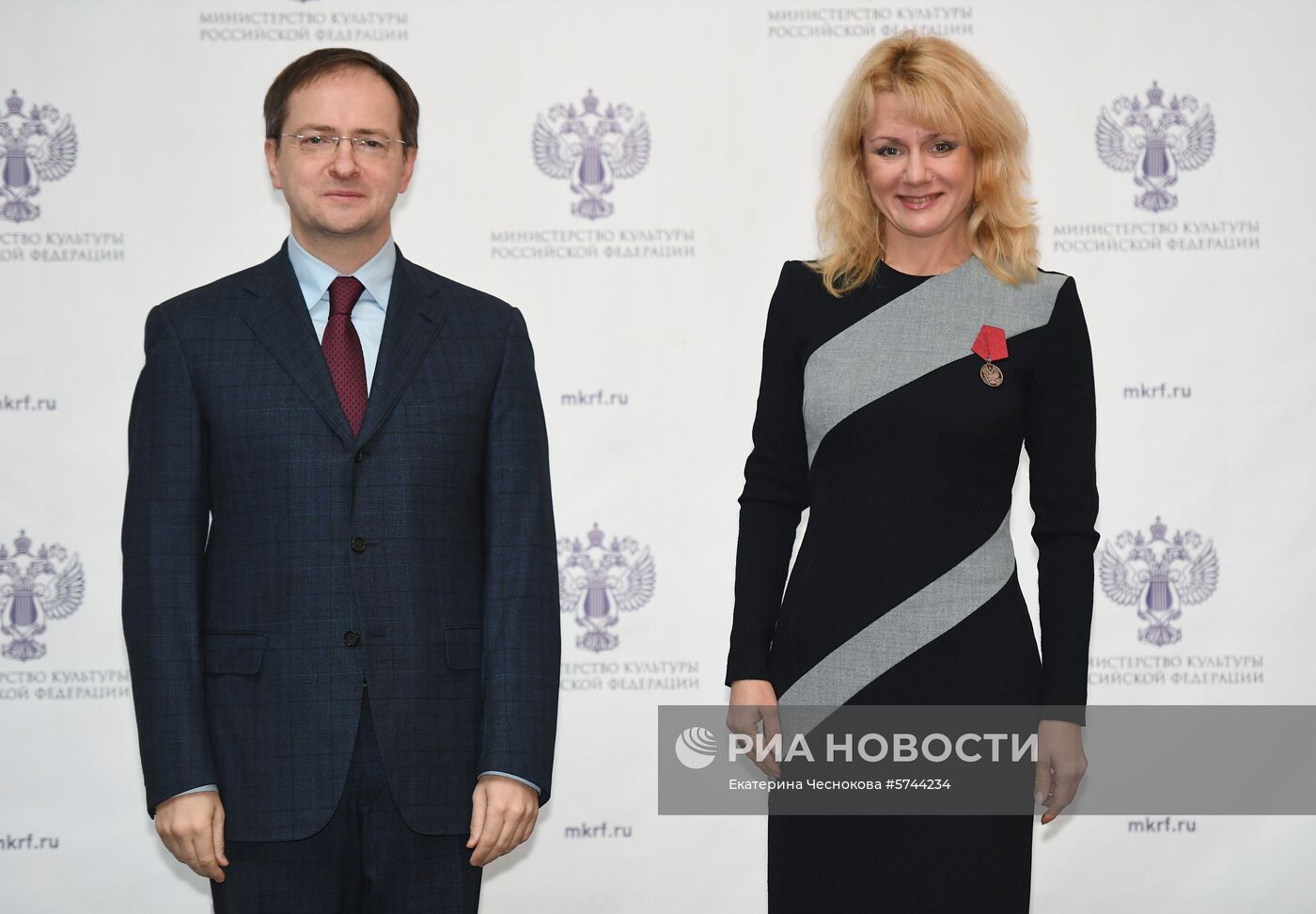 Награждение деятелей культуры и искусства госнаградами РФ