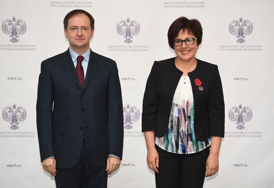 Награждение деятелей культуры и искусства госнаградами РФ