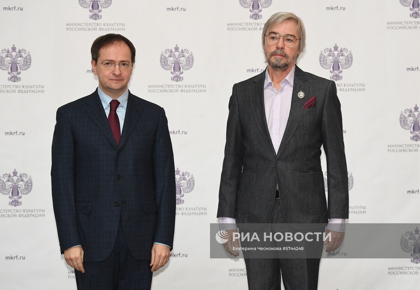 Награждение деятелей культуры и искусства госнаградами РФ