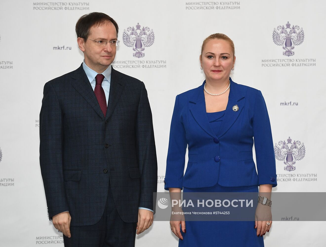 Награждение деятелей культуры и искусства госнаградами РФ