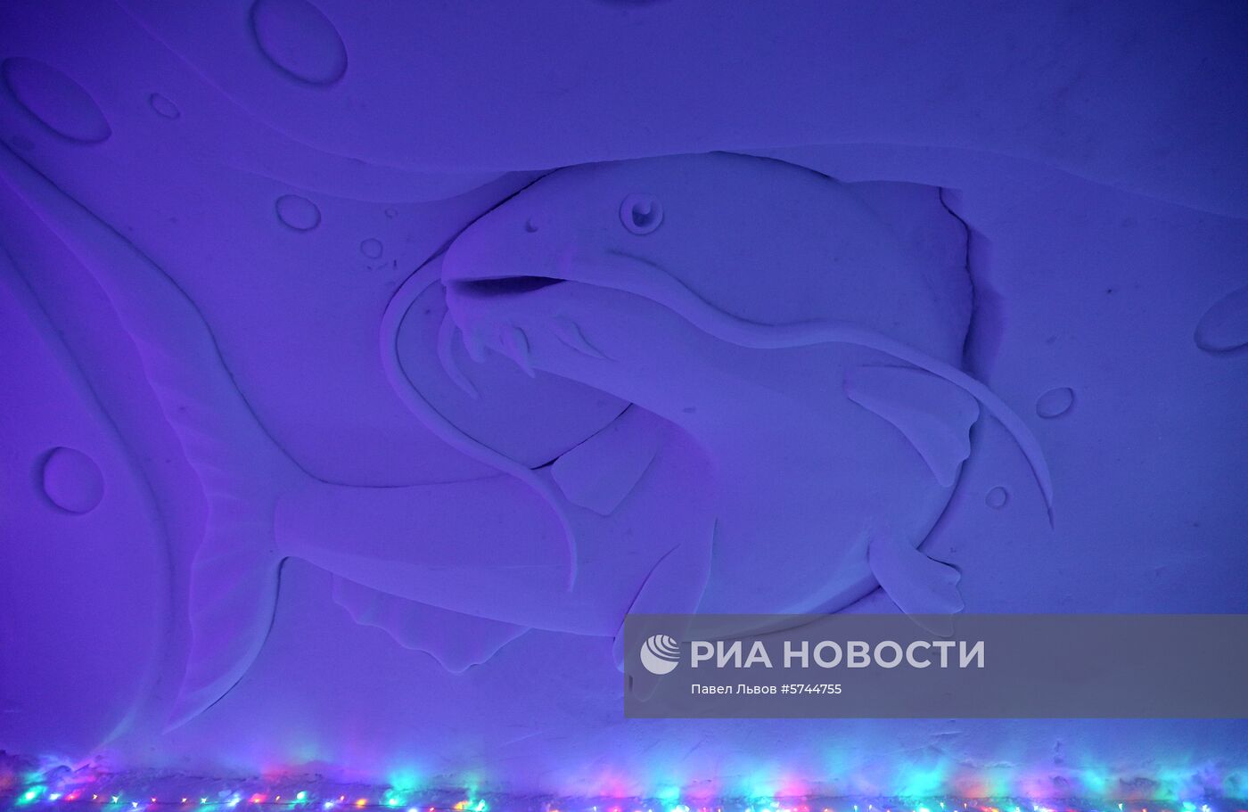 Фестиваль снежно-ледовой скульптуры "Снеголед" в Мурманской области