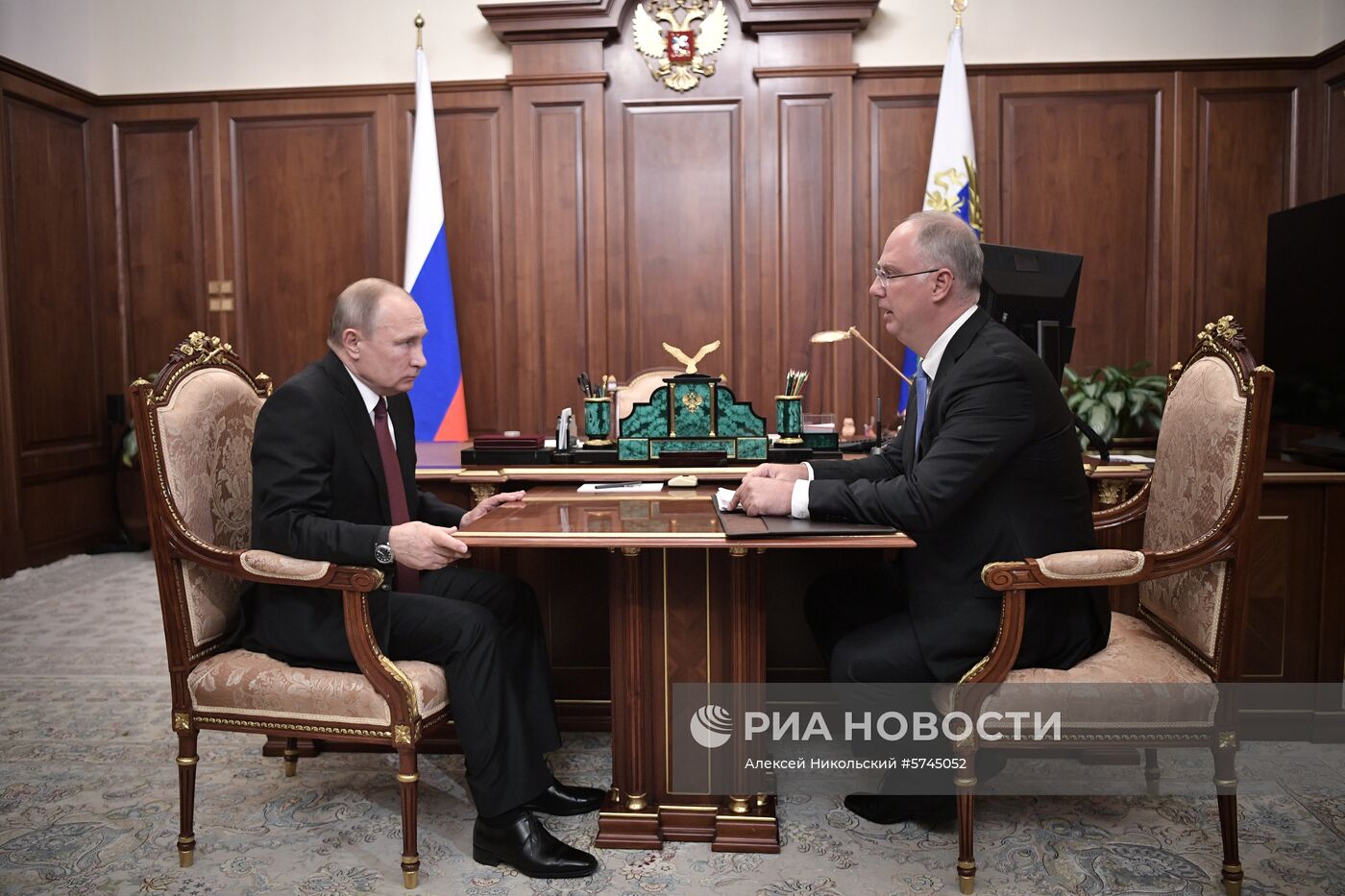 Президент РФ В. Путин встретился с главой РФПИ К. Дмитриевым