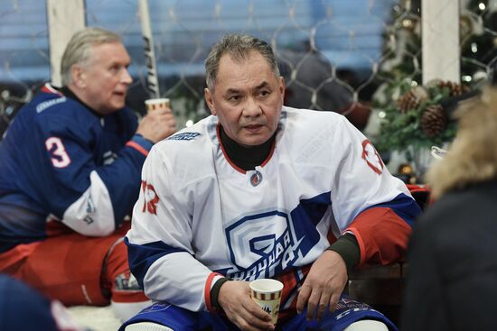 Президент РФ В. Путин принял участие в товарищеском матче Ночной хоккейной лиги