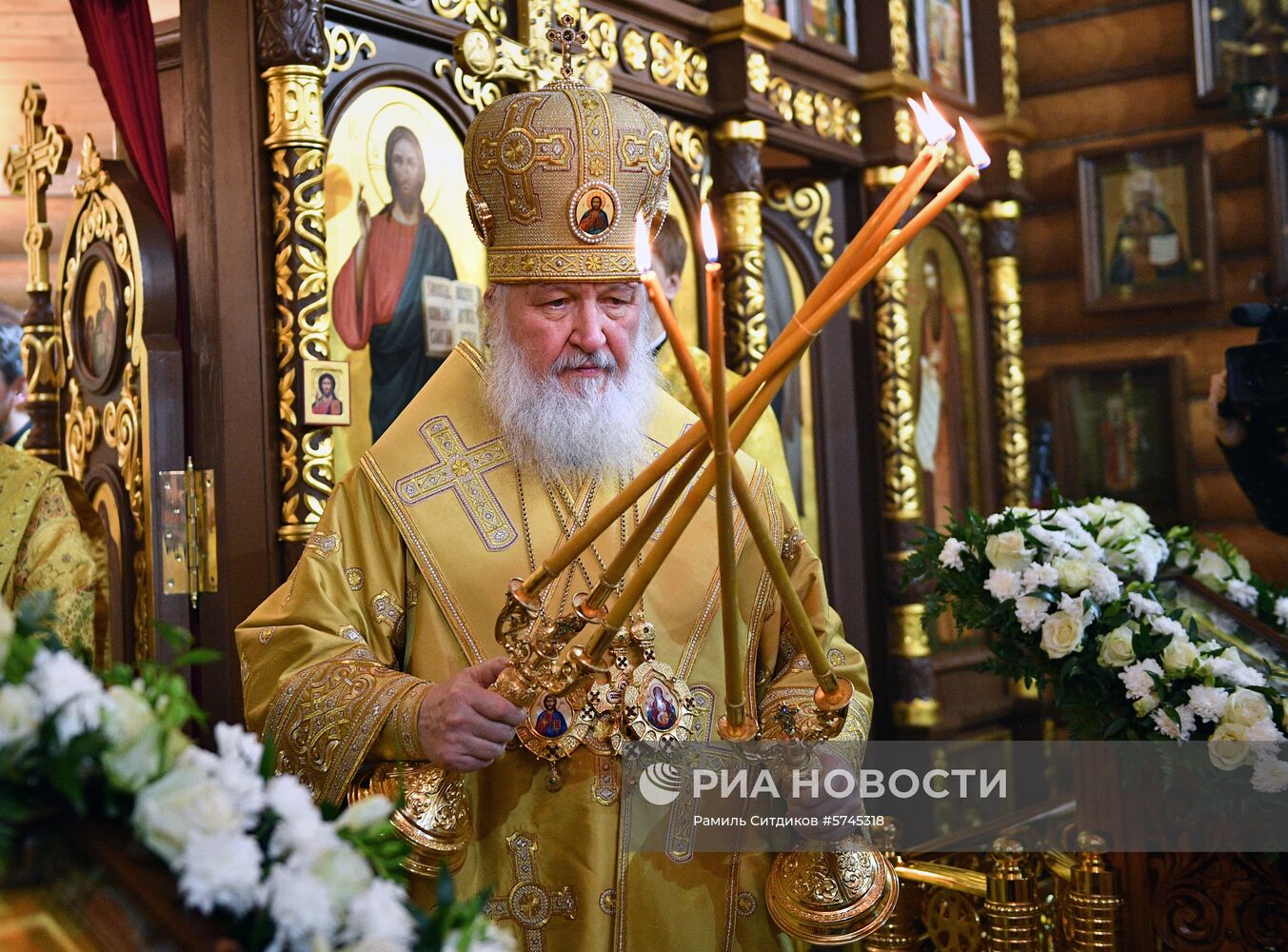 Освящение храма Всех Преподобных Отцев Киево-Печерских в Москве