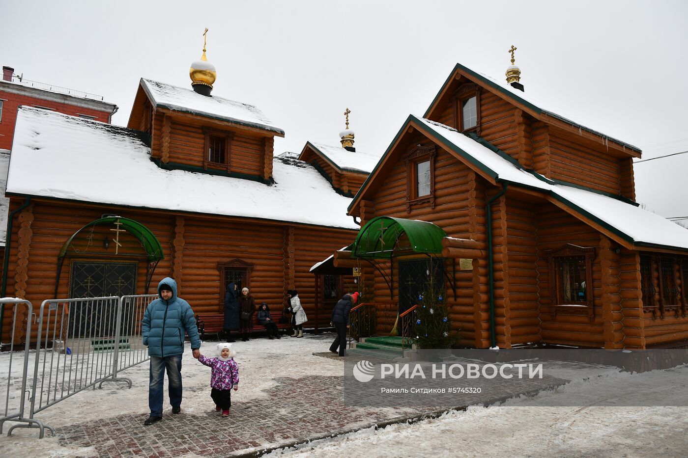 Освящение храма Всех Преподобных Отцев Киево-Печерских в Москве