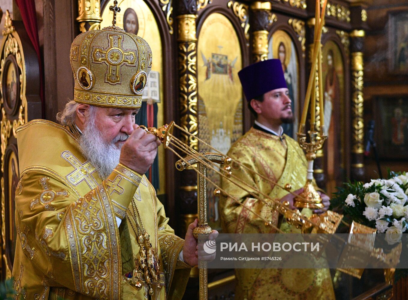 Освящение храма Всех Преподобных Отцев Киево-Печерских в Москве