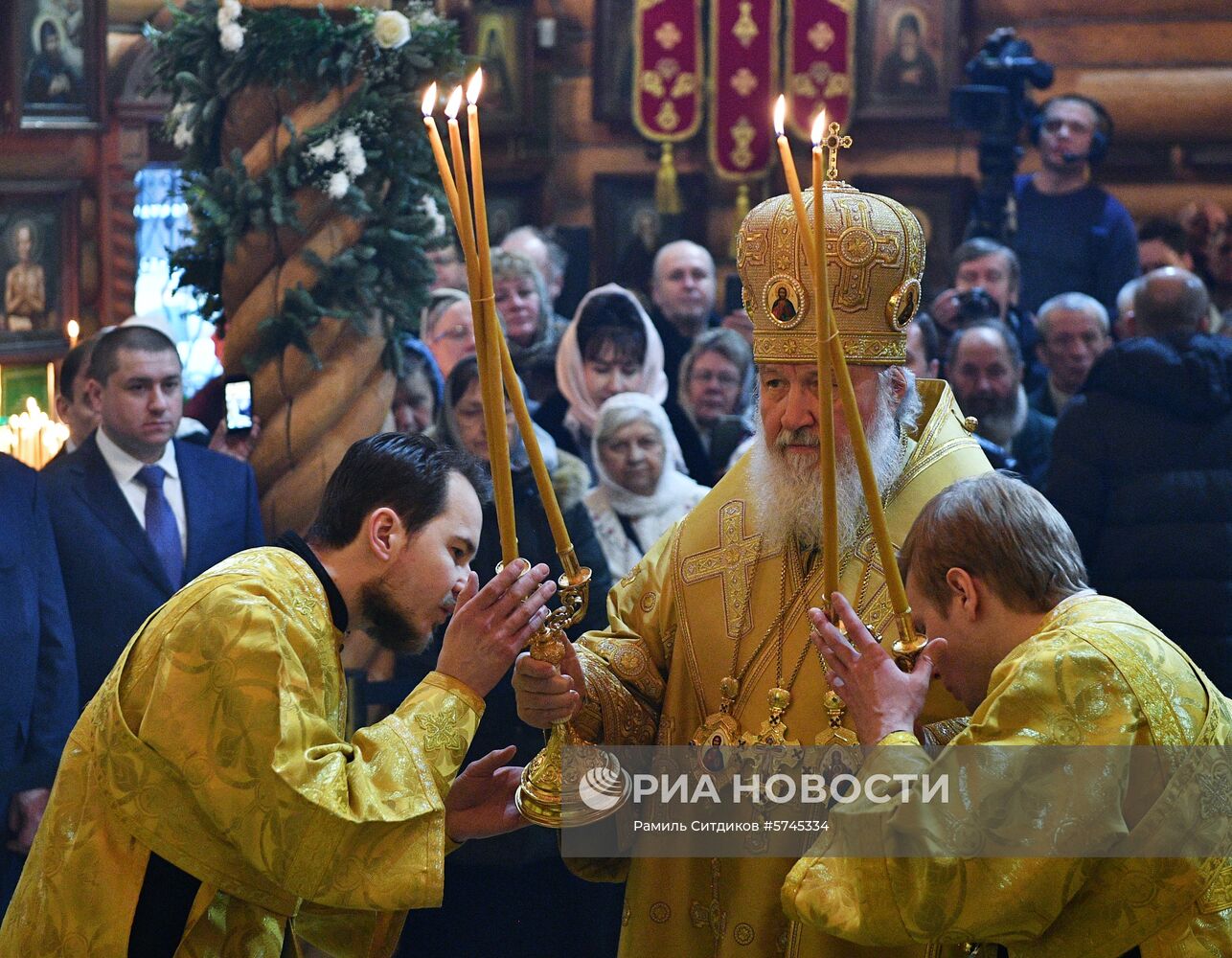 Освящение храма Всех Преподобных Отцев Киево-Печерских в Москве