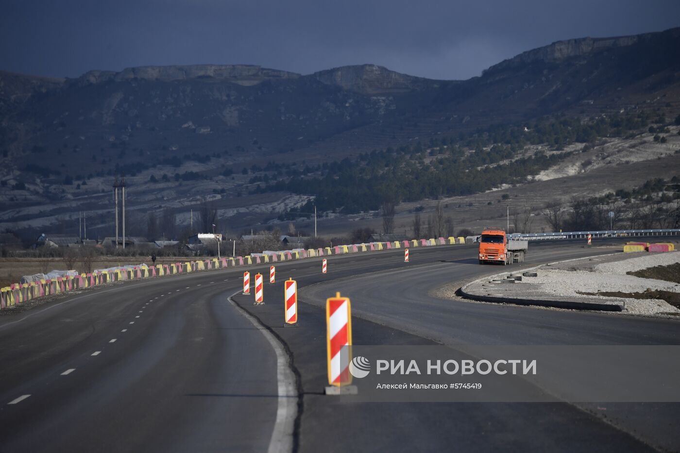 Открытие движения по первой очереди трассы "Таврида"