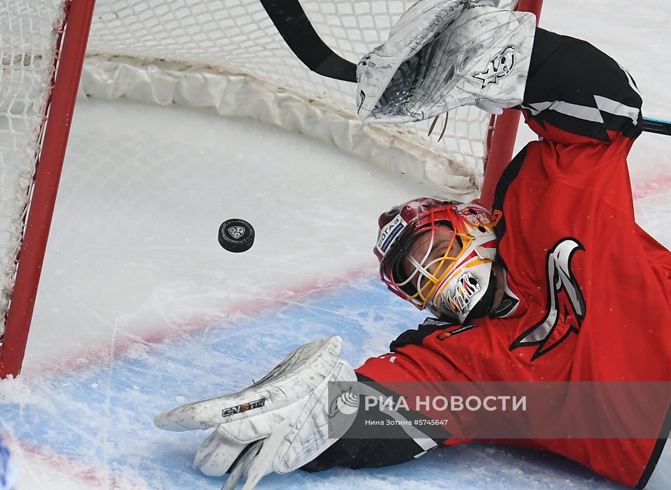 Хоккей. КХЛ. Матч "Авангард" - "Барыс"