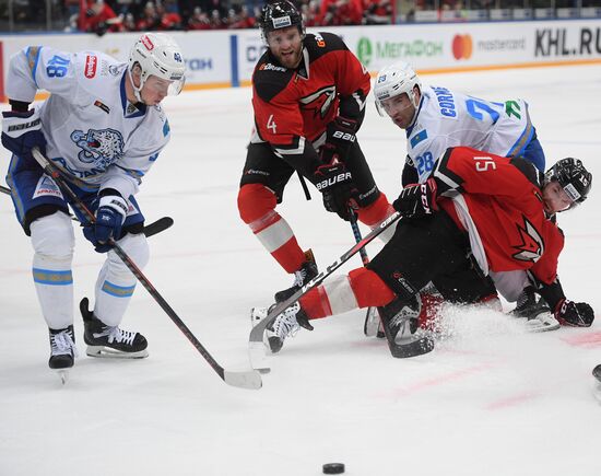 Хоккей. КХЛ. Матч "Авангард" - "Барыс"