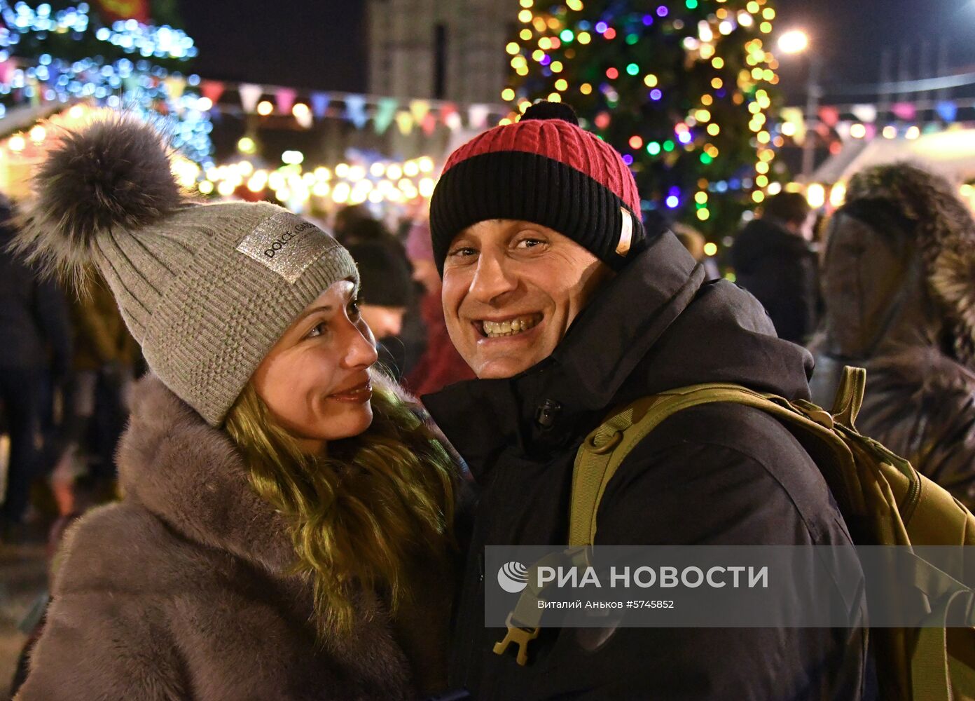 Празднование Нового года в городах России