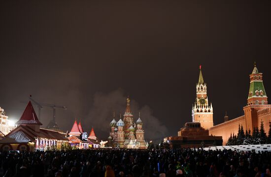 Празднование Нового года в Москве