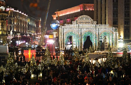 Празднование Нового года в Москве