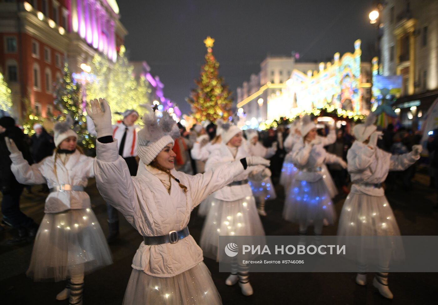 Празднование Нового года в Москве