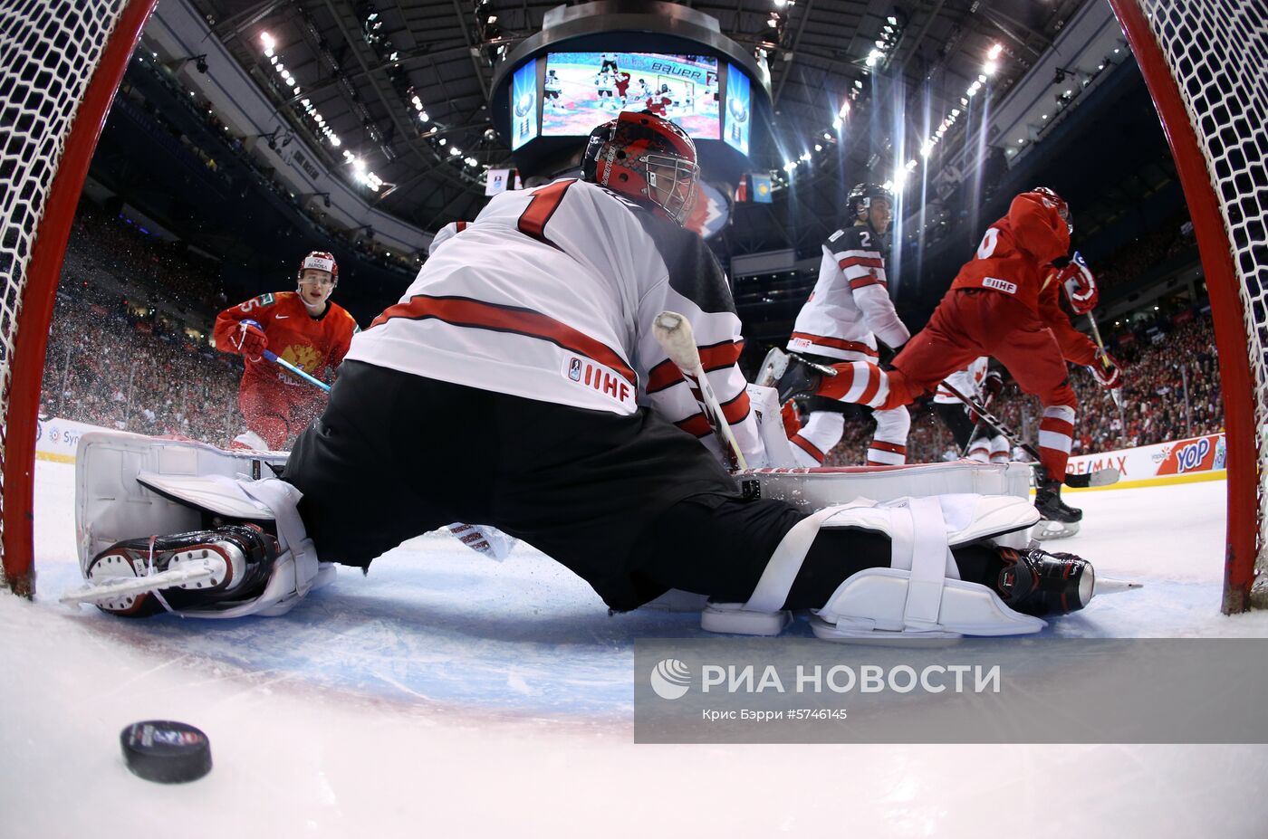 Хоккей. Молодежный чемпионат мира. Матч Россия - Канада