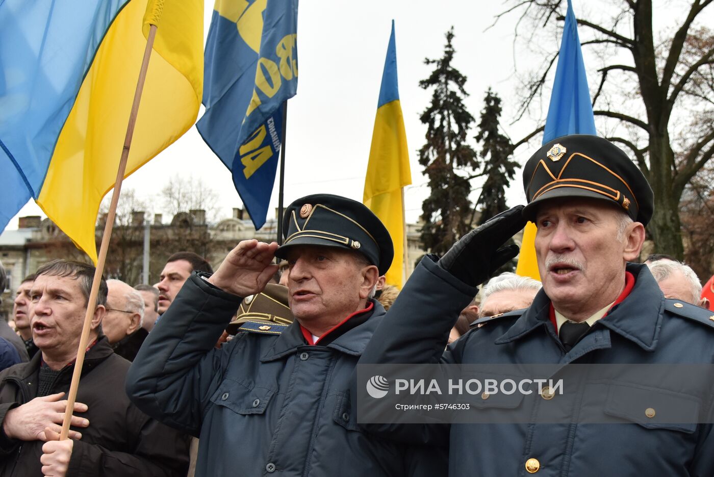 Марши на Украине в день рождения С. Бандеры