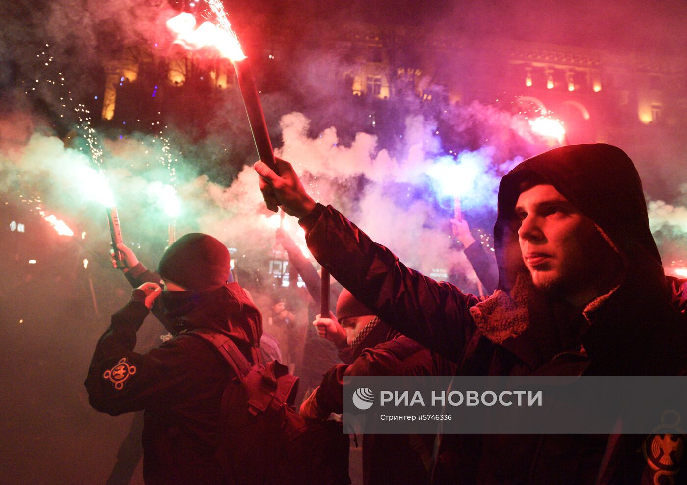 Марши на Украине в день рождения С. Бандеры