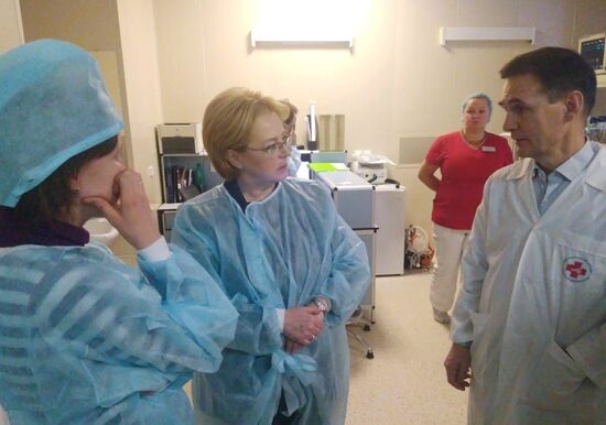 Спасатели извлекли живого ребенка из-под обломков дома в Магнитогорске