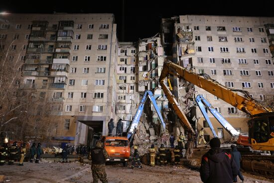 Ситуация в Магнитогорске в связи с обрушением подъезда жилого дома