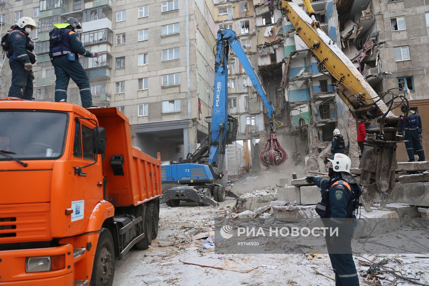 Ситуация в Магнитогорске в связи с обрушением подъезда жилого дома | РИА  Новости Медиабанк