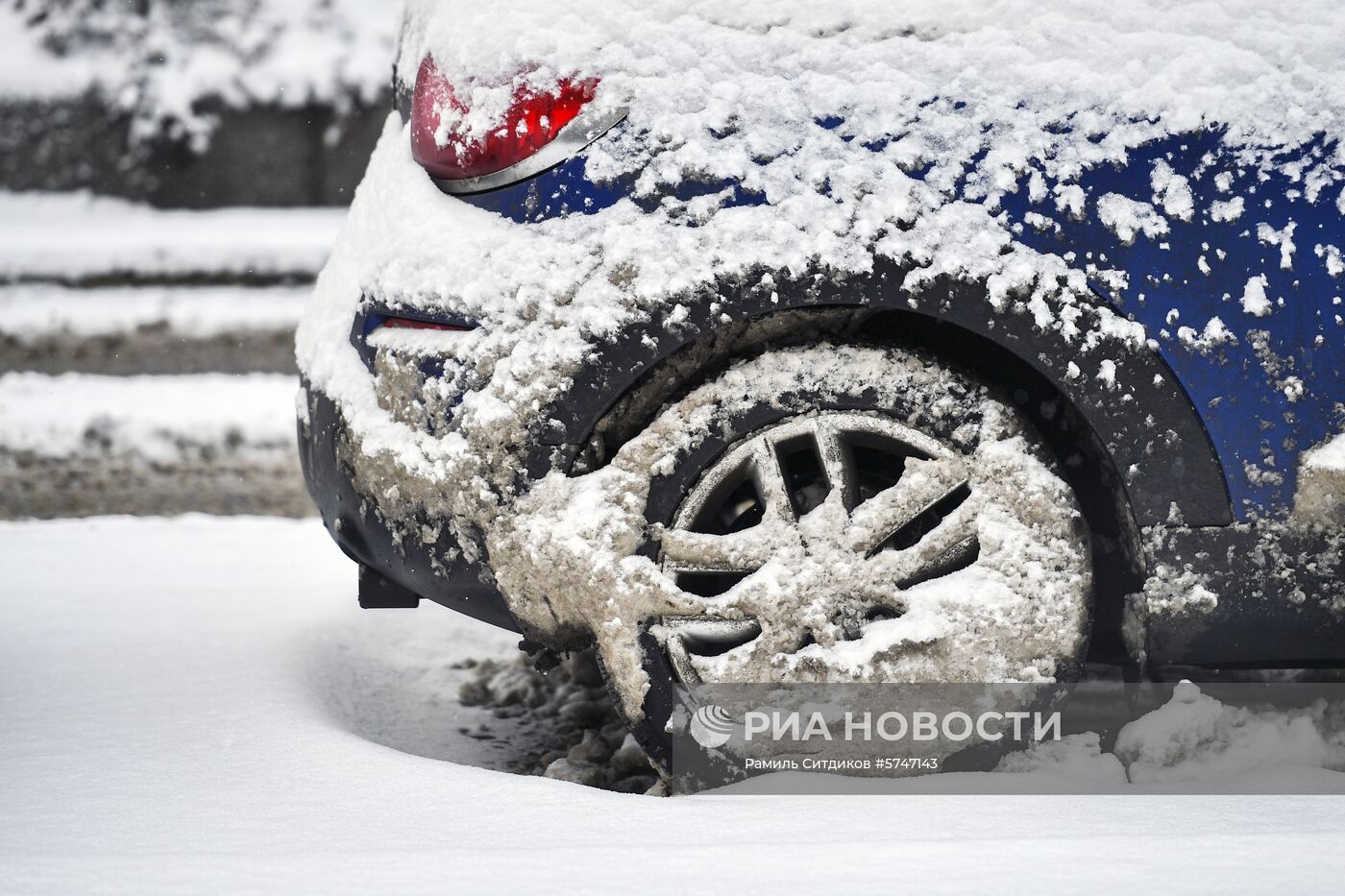 Уборка снега в Москве