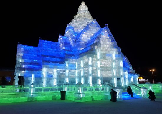 Открытие фестиваля снега и льда в Харбине
