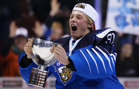 Хоккей. Молодежный чемпионат мира. Финальный матч