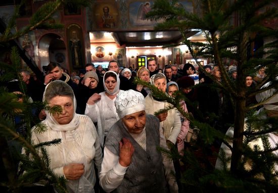 Празднование Рождества в городах России