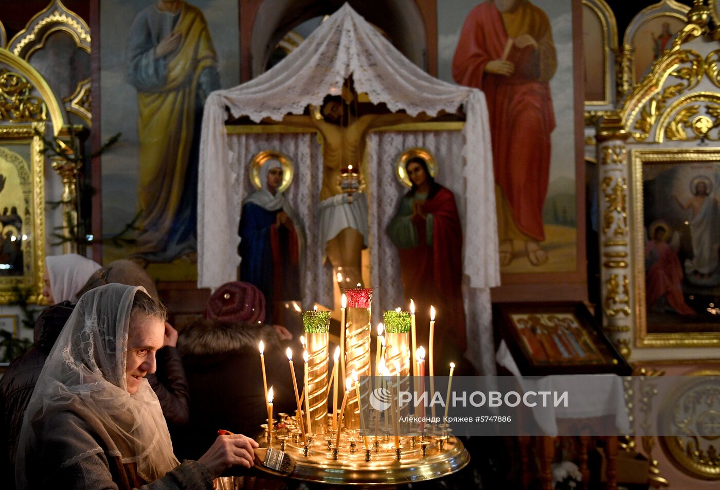 Празднование Рождества в городах России